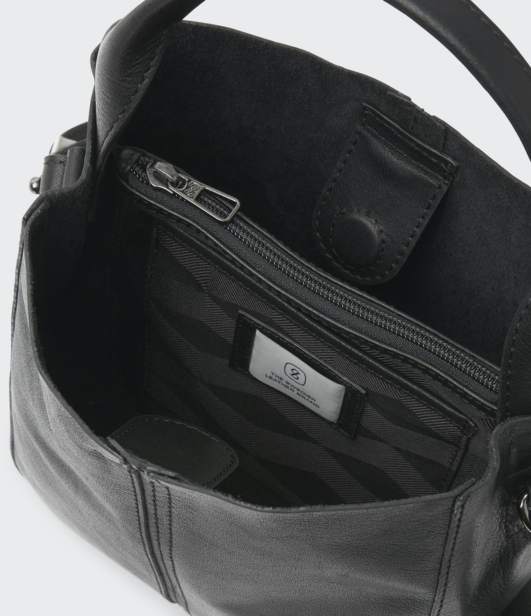 5268_cc3a7c7145-114830001_03-original