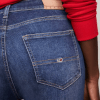 tommy hilfiger jeans modell sylvia high flared lite högre med utställda ben