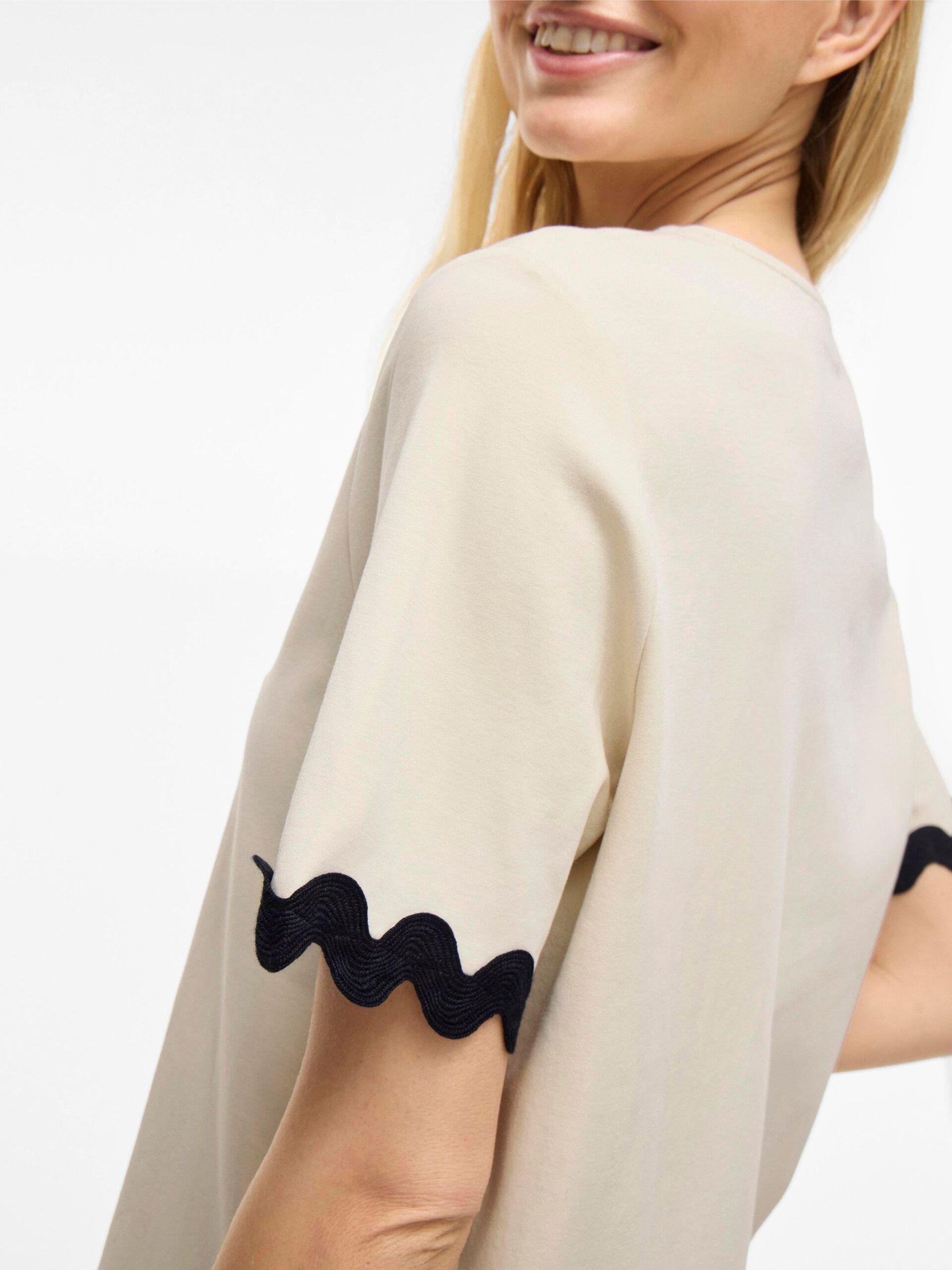 vila calisa top rundhals bomull volang 14106763