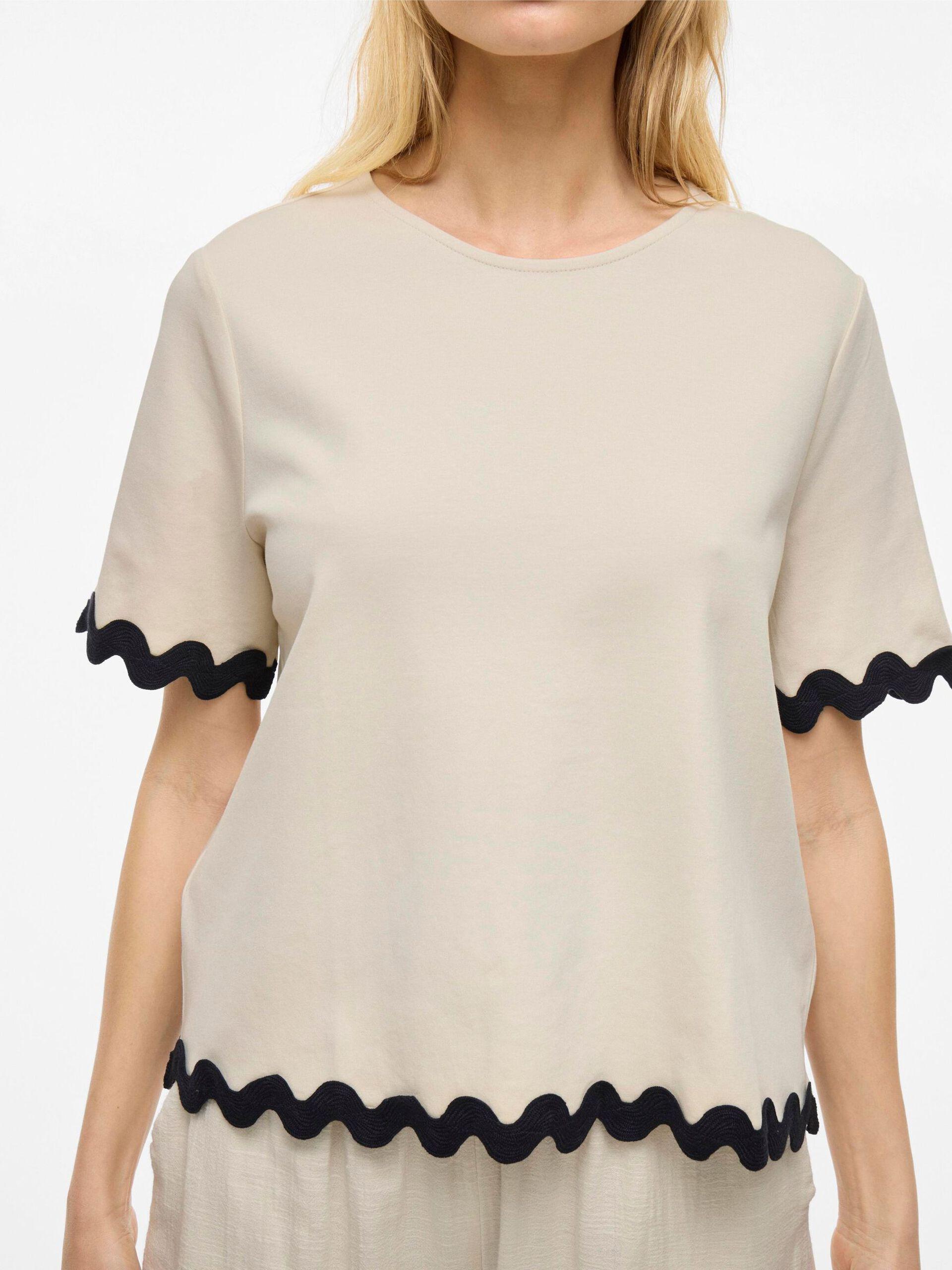 vila calisa top rundhals bomull volang 14106763