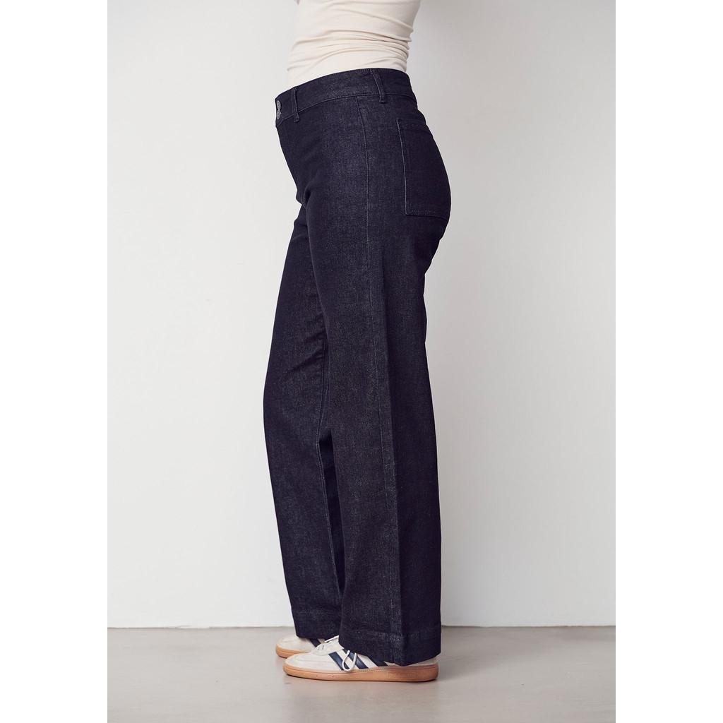 57492-Como-Jeans-917-Black-Wash-Outfit-Side isay como jeans black högmidja denim 57492