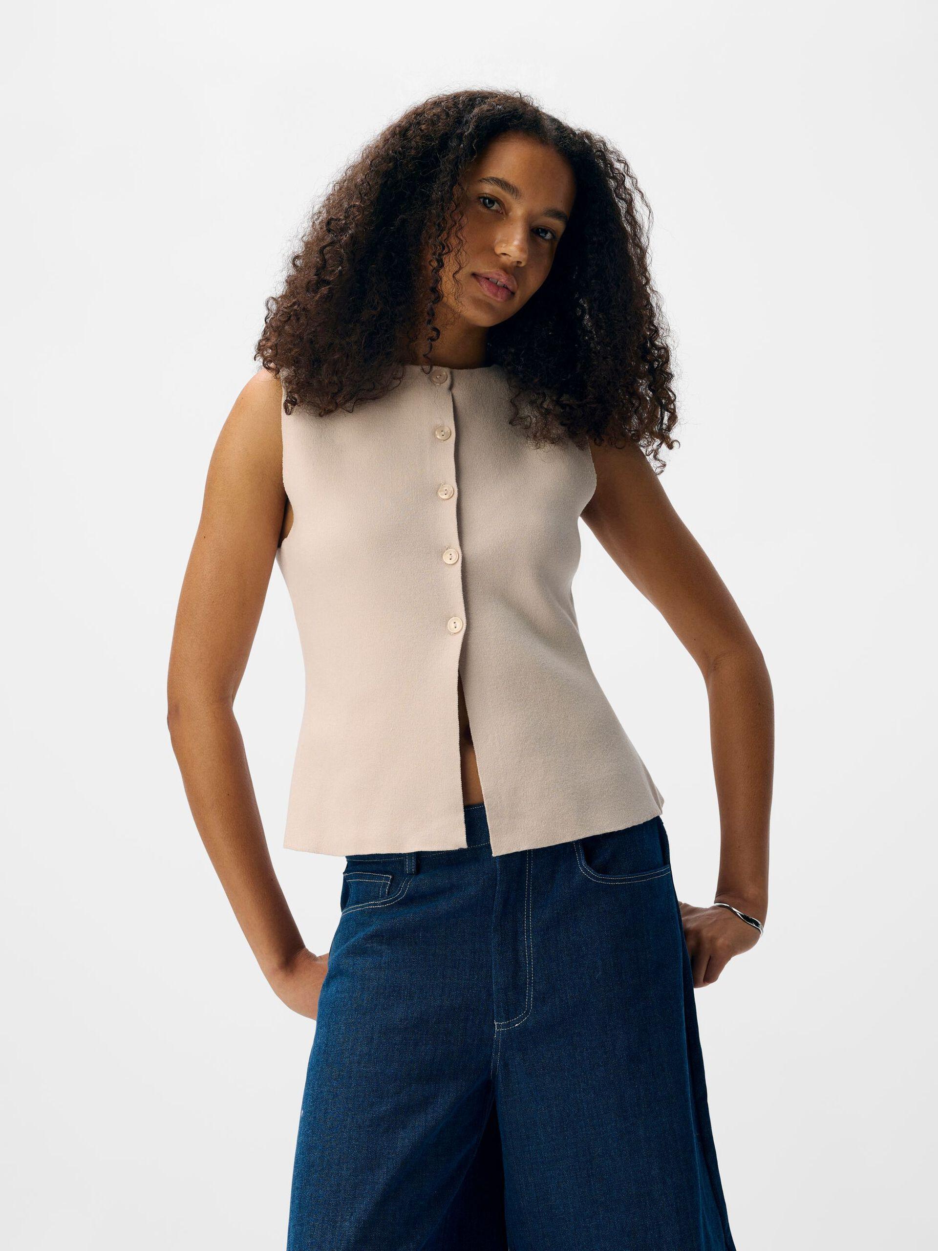 object reynard stickad väst mjuk knappar 23048136