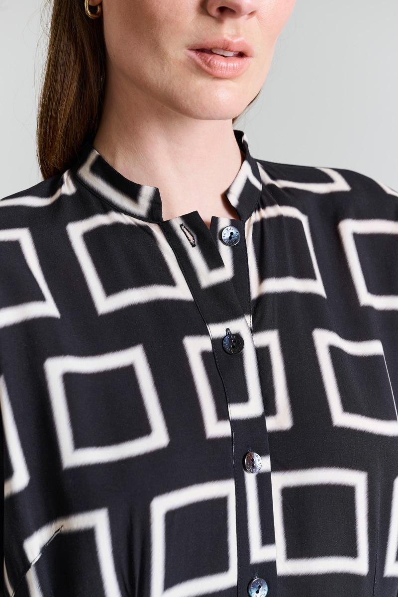 bittekairand_fw25_14696_1 bitte kai rand Iki klänning med knappar viskos mönster 14696