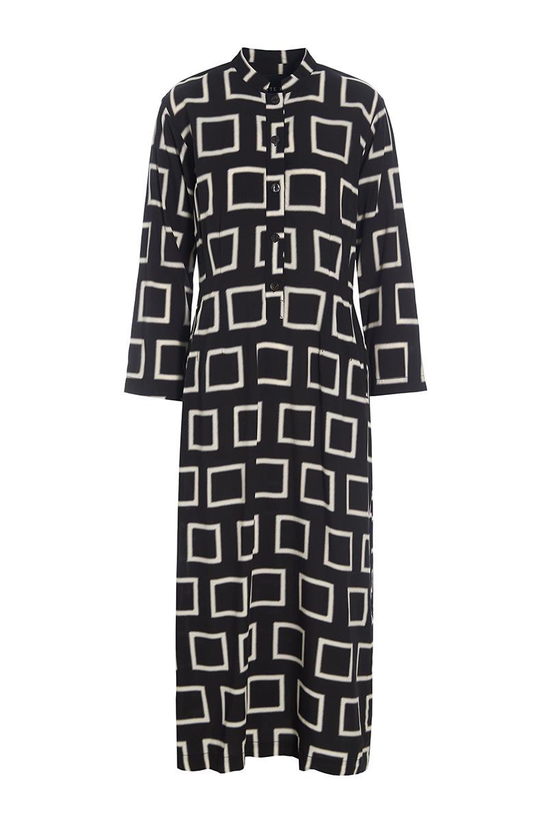 bittekairand_fw25_14696_9382 bitte kai rand Iki klänning med knappar viskos mönster 14696