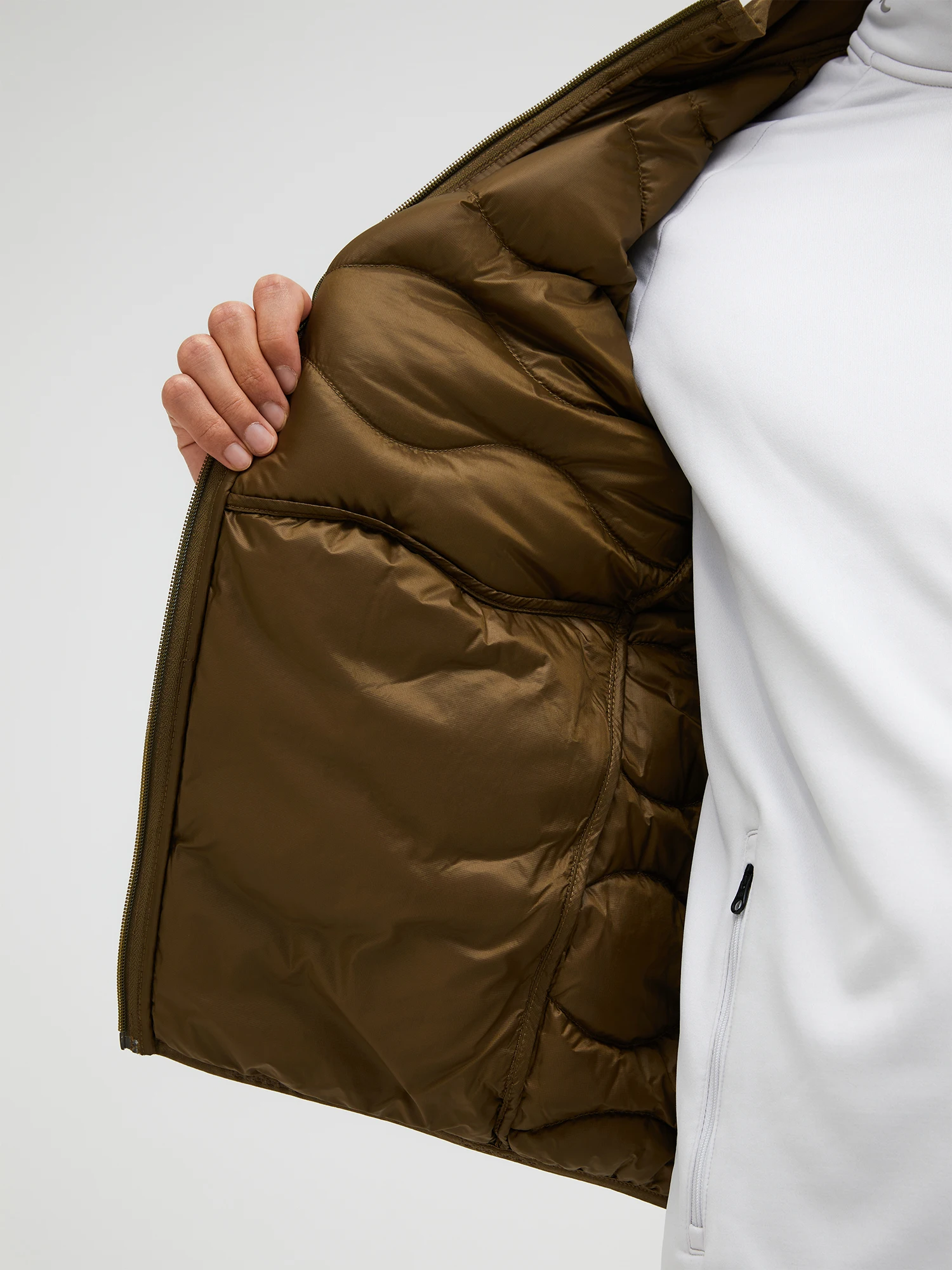peakperformance helium vest dun lättvikt G79842