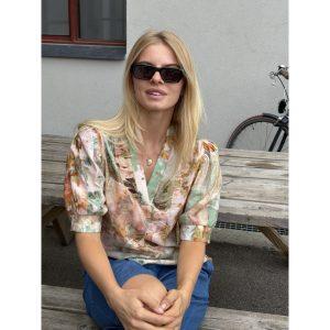 continue moe print tee v-neck mönster viskos 15307